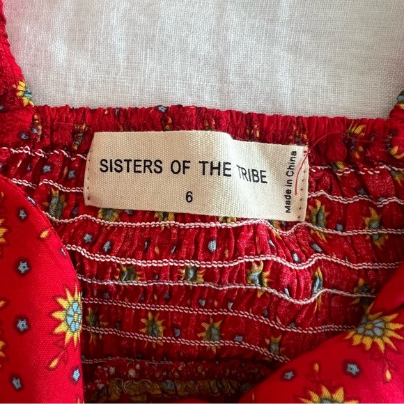 SISTERS OF THE TRIBE Petite Floral Print Ruffle Tie Front Crop Top & Midi Skirt - Picture 10 of 16